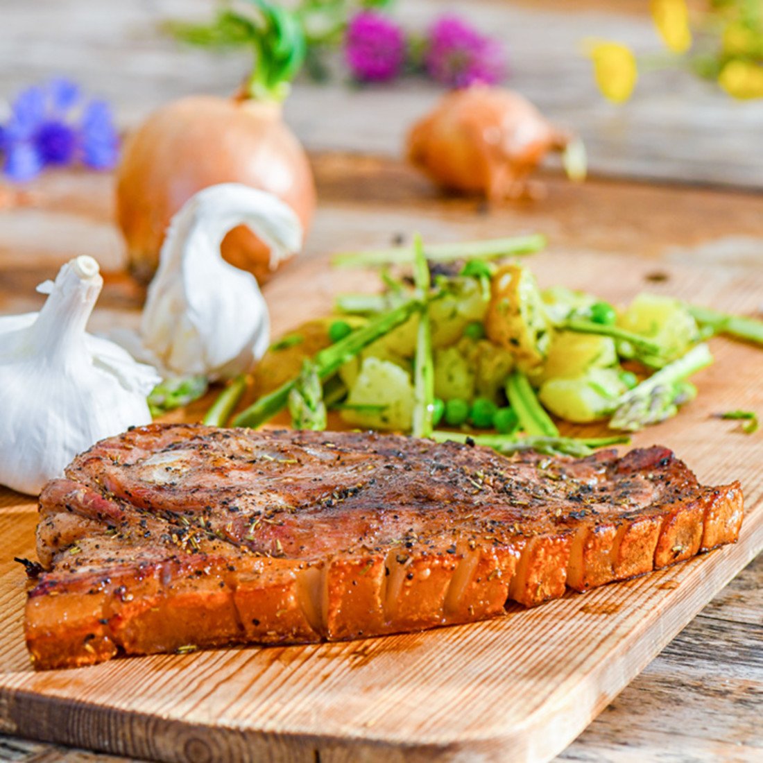 Grillad grisbog med fransk potatissallad