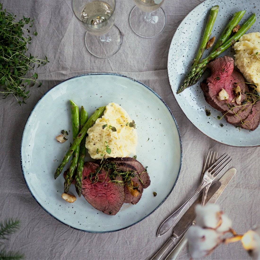 Innanlår med palsternackspuré